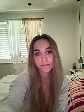 Snapshot of LillyStarr chatting on 05/26/26, 03:30 LillyStarr online show from 05/26/26, 03:30