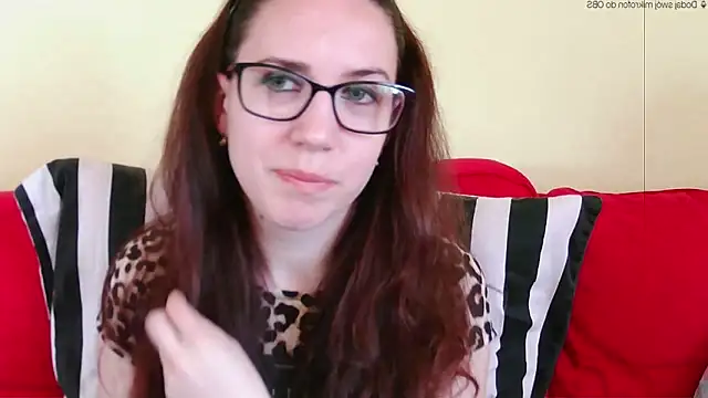 Snapshot of EmilyHotAngel chatting on 05/21/26, 02:35 EmilyHotAngel online show from 05/21/26, 02:35