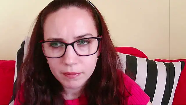 Snapshot of EmilyHotAngel chatting on 07/15/26, 01:49 EmilyHotAngel online show from 07/15/26, 01:49