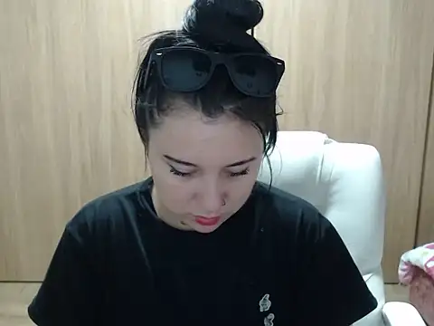 Haileey ross online show from 06/26/26, 01:32