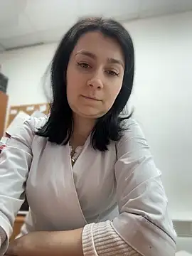 Snapshot of MissElya chatting on 05/28/26, 02:47 MissElya online show from 05/28/26, 02:47