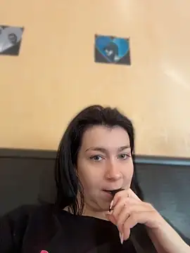 Snapshot of MissElya chatting on 05/30/26, 05:15 MissElya online show from 05/30/26, 05:15