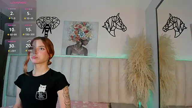 Snapshot of Kira_Venom chatting on 06/11/26, 12:03 Kira Venom online show from 06/11/26, 12:03