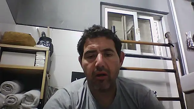 Snapshot of delicious_big_cock chatting on 05/18/26, 10:26 delicious big cock online show from 05/18/26, 10:26
