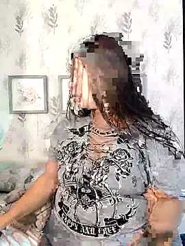 Snapshot of Isabella_cherry69 chatting on 05/22/26, 03:24 Isabella cherry69 online show from 05/22/26, 03:24