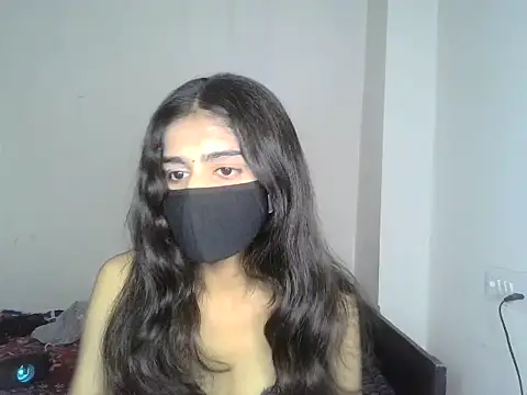 Snapshot of SASSY__BABY_ chatting on 06/18/26, 05:19 SASSY BABY online show from 06/18/26, 05:19