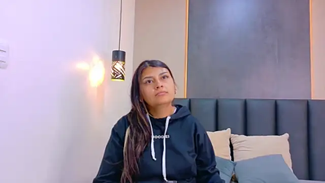 Luna and Jacksonn online show from 06/19/26, 03:55