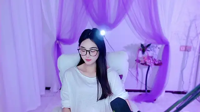 Tili Lucky online show from 05/22/26, 01:13