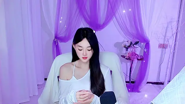 Tili Lucky online show from 07/05/26, 01:23