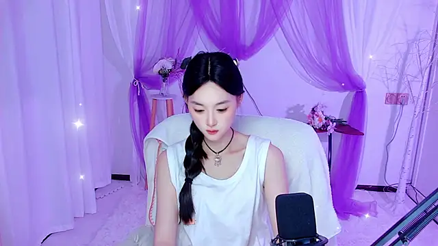 Tili Lucky online show from 07/22/26, 12:52