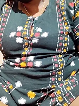 tamilkavitha123 online show from 05/21/26, 04:30