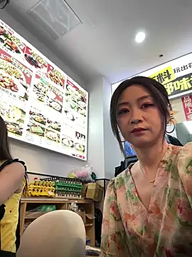huihui 520 online show from 08/05/26, 02:47