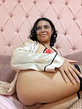 Snapshot of Emmaa_Lexx chatting on 06/19/26, 02:05 Emmaa Lexx online show from 06/19/26, 02:05