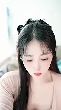 singer-wenwan online show from 06/09/26, 10:16