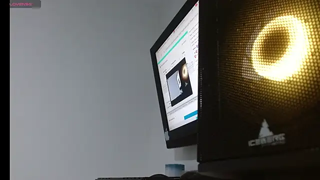 ariana1609 online show from 07/29/26, 03:32