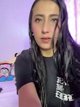 Snapshot of my__aleja chatting on 05/15/26, 05:42 my aleja online show from 05/15/26, 05:42