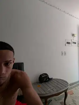 friends lust latin online show from 07/24/26, 03:54