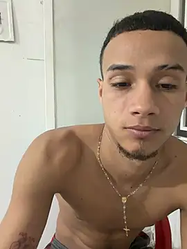 friends lust latin online show from 07/31/26, 08:47
