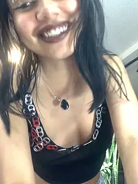 Snapshot of AntonellaCooper_Pink chatting on 06/04/26, 04:40 AntonellaCooper Pink online show from 06/04/26, 04:40