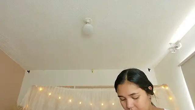 leoneriss online show from 07/30/26, 07:57