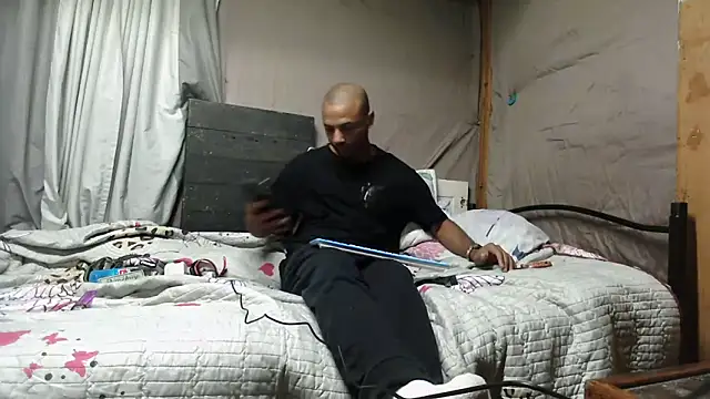 Camodick online show from 05/15/26, 03:52