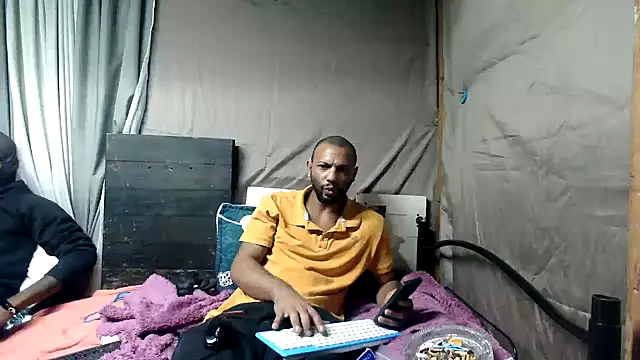 Snapshot of Camodick chatting on 06/16/26, 06:54 Camodick online show from 06/16/26, 06:54
