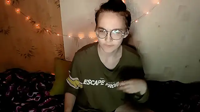 Alessa Kiss online show from 05/29/26, 03:43