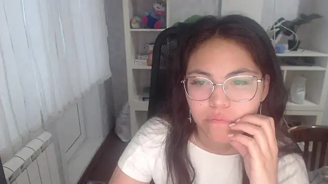 Snapshot of Anda_here chatting on 06/27/26, 10:48 Anda here online show from 06/27/26, 10:48