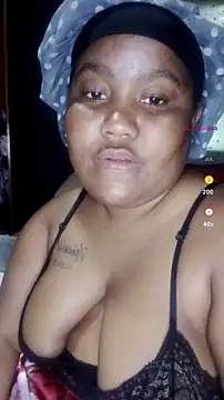 ChubbyMidgetxxx19 online show from 06/28/26, 02:34