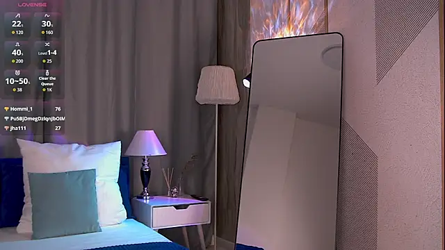 Queen Monica  online show from 07/05/26, 06:15
