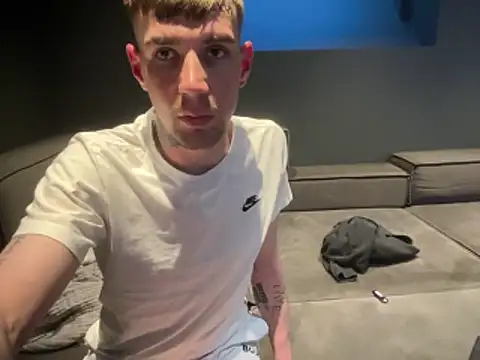 WATCHMETAKETHEBIGGEST6 online show from 05/15/26, 05:14