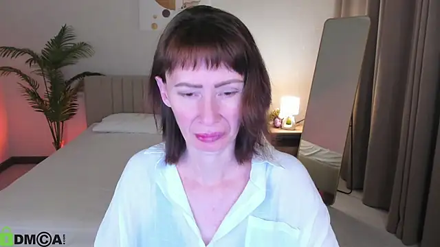 gracekellyyy online show from 05/15/26, 04:19