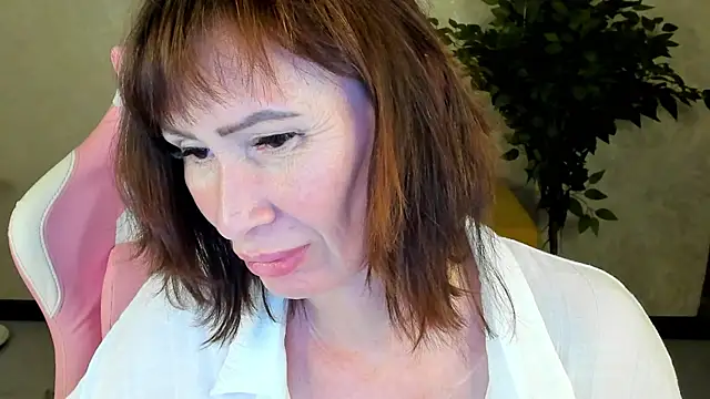 gracekellyyy online show from 06/04/26, 04:24