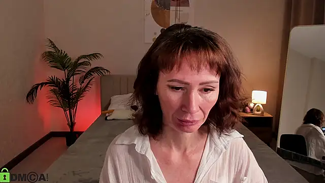 gracekellyyy online show from 06/11/26, 03:59