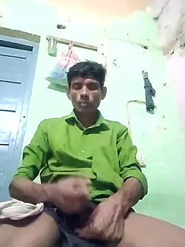 Snapshot of Hot-Parinda200 chatting on 06/03/26, 05:29 Hot-Parinda200 online show from 06/03/26, 05:29