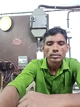 Snapshot of Hot-Parinda200 chatting on 06/15/26, 06:04 Hot-Parinda200 online show from 06/15/26, 06:04
