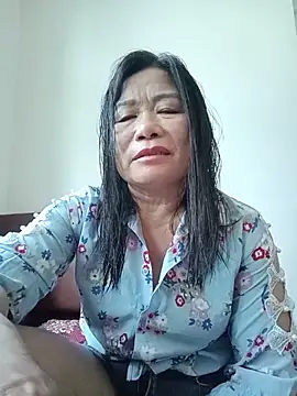 Snapshot of -Lytina- chatting on 07/02/26, 03:56 -Lytina- online show from 07/02/26, 03:56