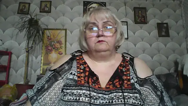 MarinaFarina53 online show from 05/28/26, 12:02