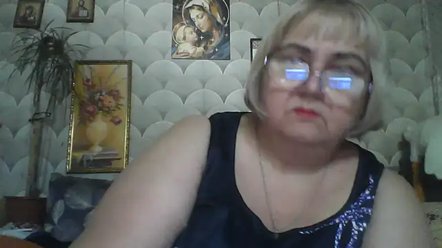 MarinaFarina53 online show from 06/14/26, 05:09