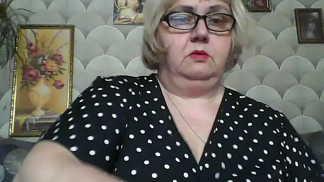 MarinaFarina53 online show from 06/16/26, 12:19