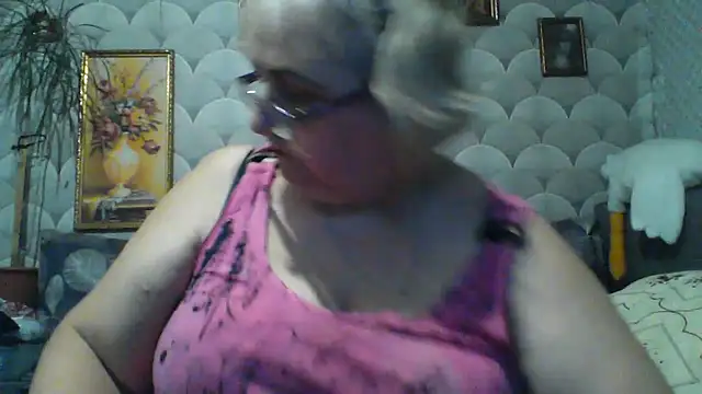MarinaFarina53 online show from 06/17/26, 05:36