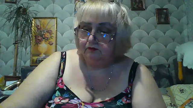 MarinaFarina53 online show from 06/25/26, 05:17