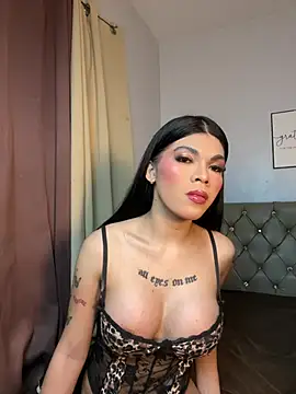 DanikaLovve online show from 07/18/26, 08:07