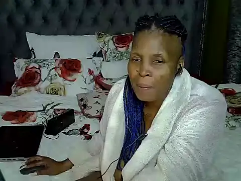 Snapshot of BlackBeautyJuXx chatting on 05/15/26, 07:21 BlackBeautyJuXx online show from 05/15/26, 07:21