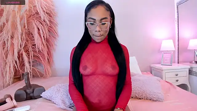 Erikaamore online show from 05/24/26, 06:24