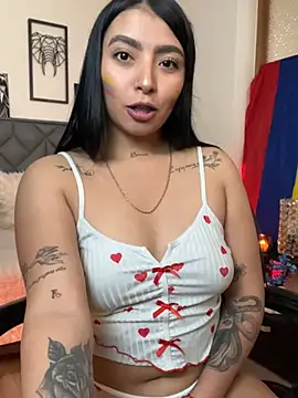 Nina vell online show from 06/23/26, 01:31
