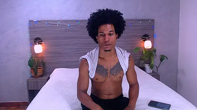 Dilan Hall online show from 06/11/26, 03:32