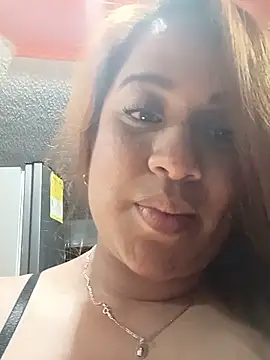 AriaGomez  online show from 06/05/26, 10:59