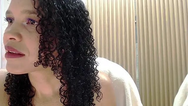 Jazlin Sg online show from 06/19/26, 01:37