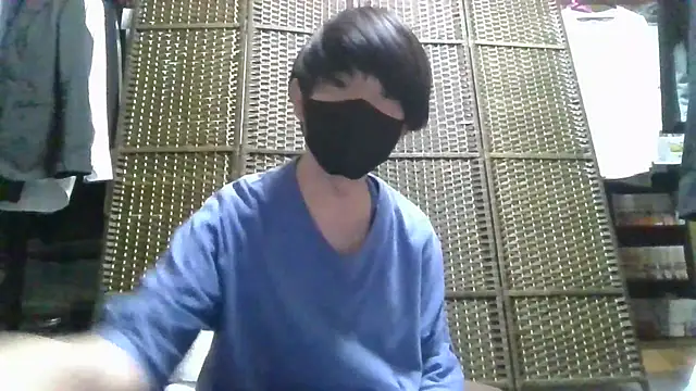 Snapshot of kazupan22 chatting on 07/04/26, 10:21 kazupan22 online show from 07/04/26, 10:21